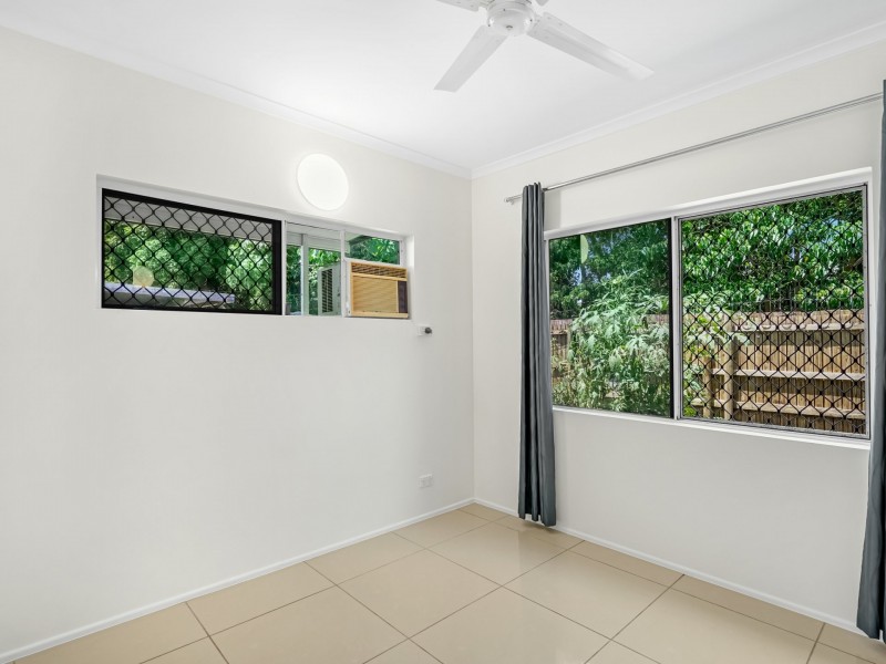 30 Dodd Court, Mooroobool QLD 4870
