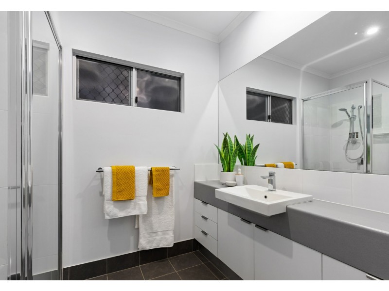 10 Stuart Street, Edge Hill QLD 4870
