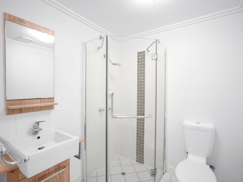309/2-8 Centenary Close, Manoora QLD 4870