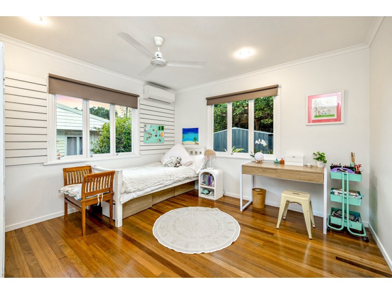 26 Bradford Street, Whitfield QLD 4870