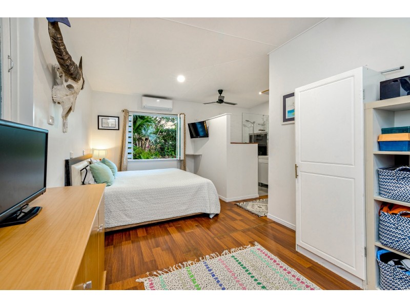 26 Bradford Street, Whitfield QLD 4870