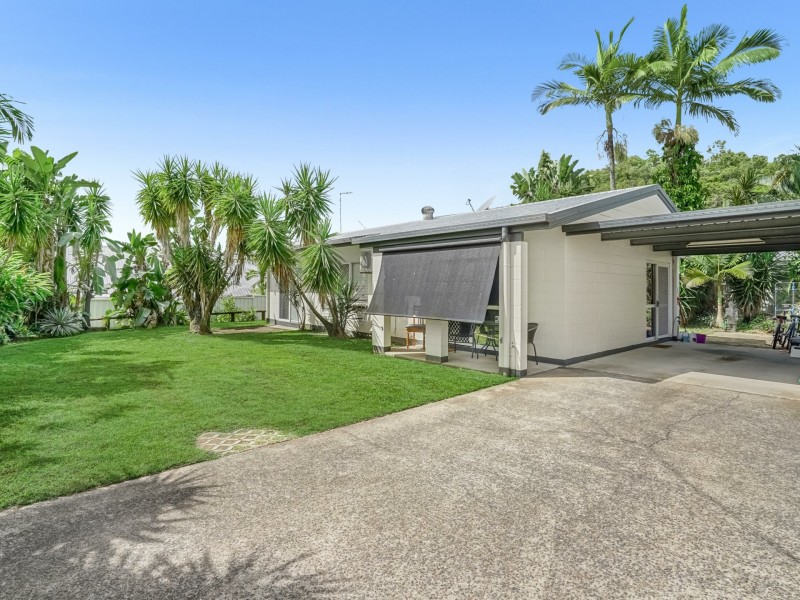 4 McManus Street, Whitfield QLD 4870