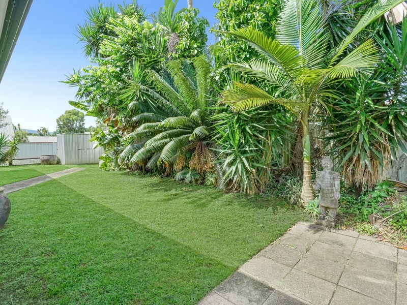 4 McManus Street, Whitfield QLD 4870