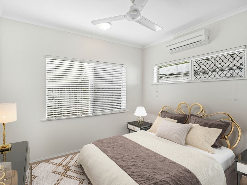 4 McManus Street, Whitfield QLD 4870