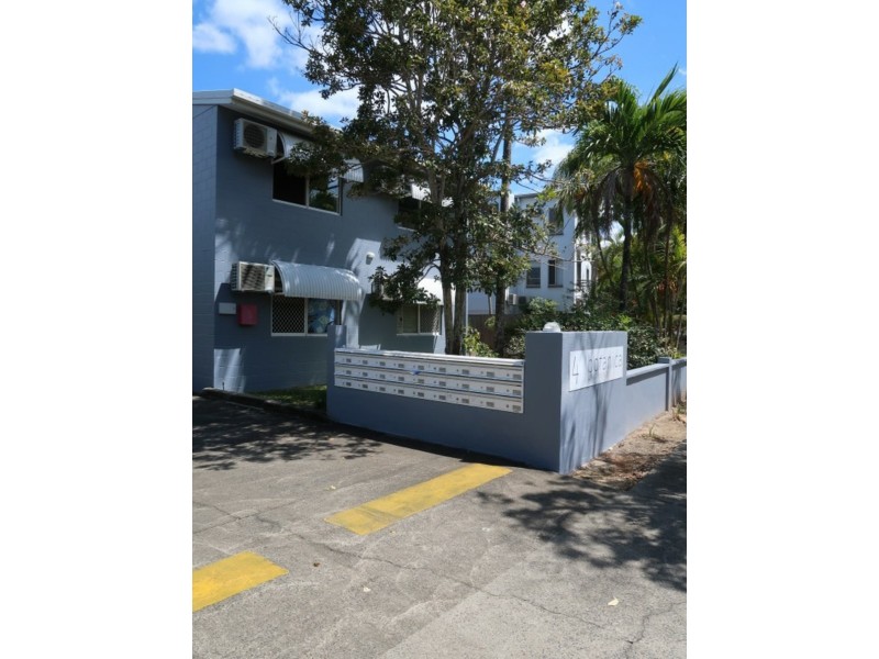 10/4 Chester Court, Manunda QLD 4870