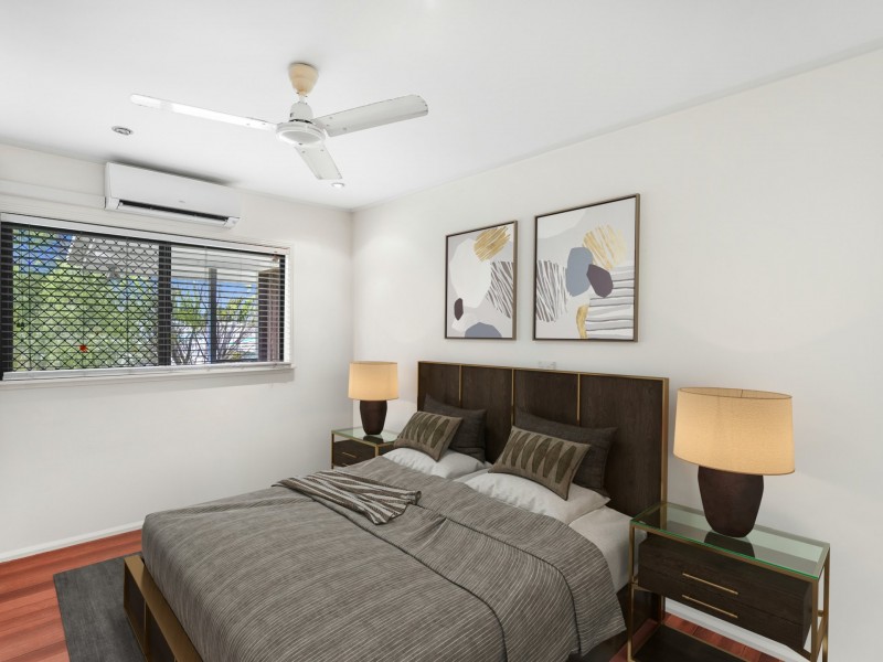 4 Compass Close, Edge Hill QLD 4870