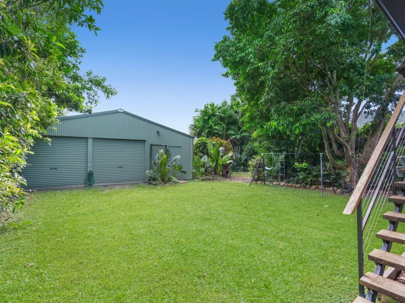 4 Compass Close, Edge Hill QLD 4870
