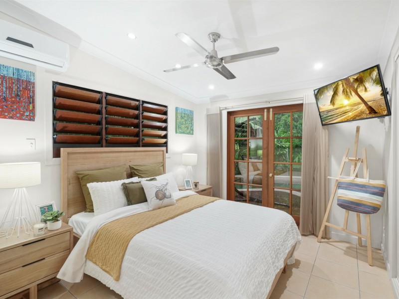 24 Nolan Street, Whitfield QLD 4870