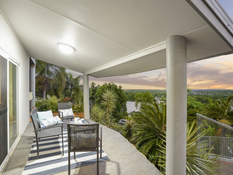5 Knott Court, Whitfield QLD 4870