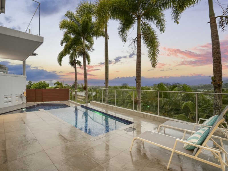 5 Knott Court, Whitfield QLD 4870