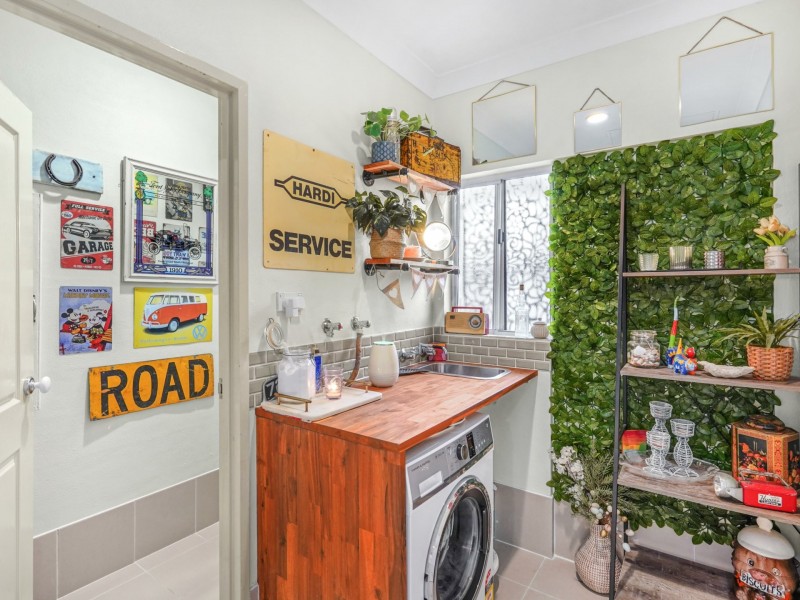 10 Feathertop Close, Smithfield QLD 4878