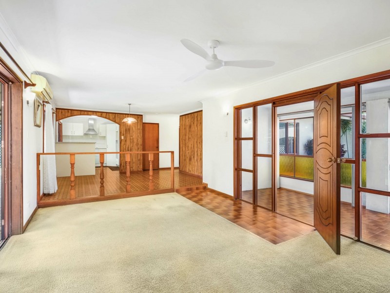 81 McManus Street, Whitfield QLD 4870