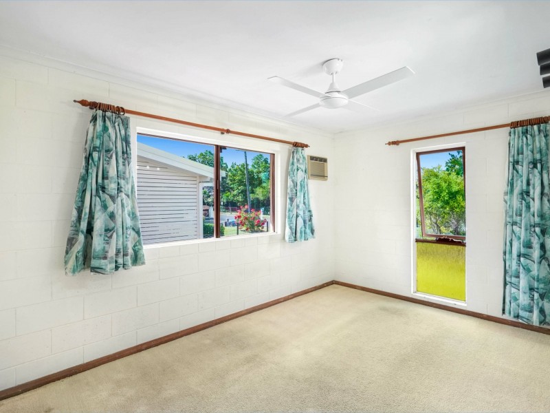 81 McManus Street, Whitfield QLD 4870