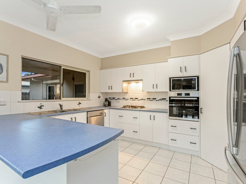 5 Everglade Rise, Brinsmead QLD 4870