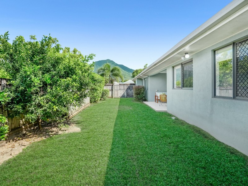 2 Mallory Close, Edmonton QLD 4869