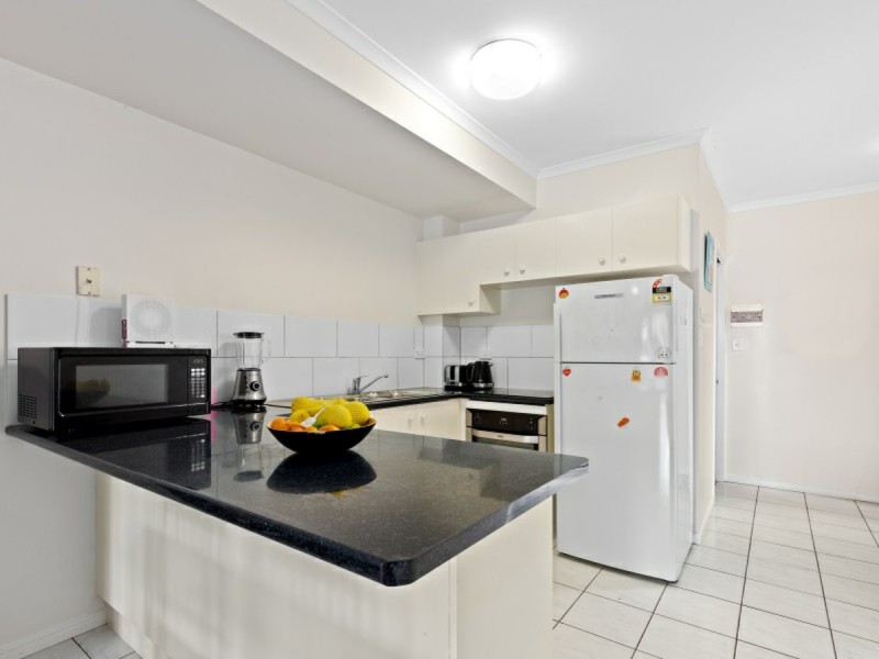 5/531-535 Varley Street, Yorkeys Knob QLD 4878