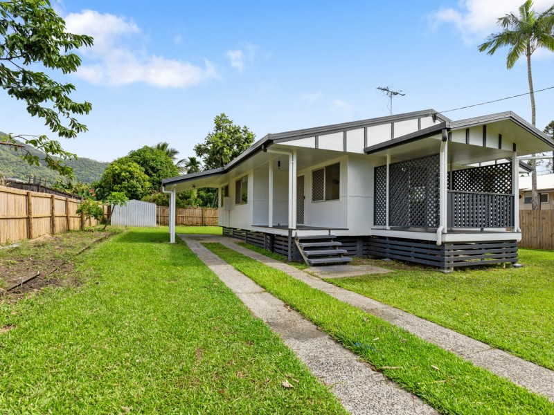 27 Marchant Street, Manoora QLD 4870