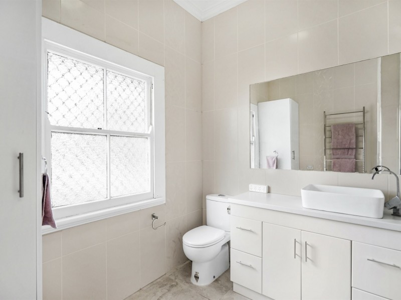18 Barrett Street, Bungalow QLD 4870