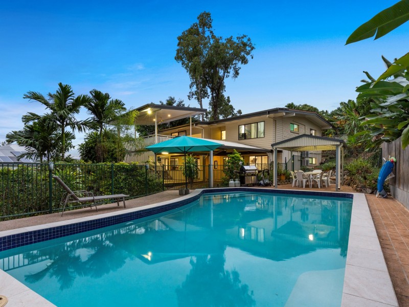 5 Old Smithfield Road, Freshwater QLD 4870