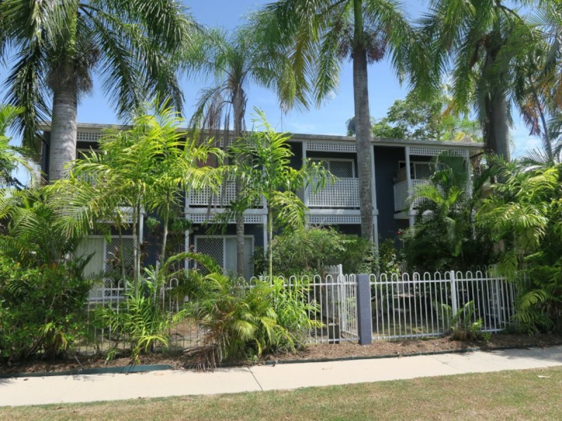 7/6 Springfield Crescent, Manoora QLD 4870