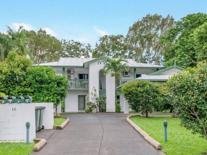 1/10 Ingham Court, Mooroobool QLD 4870