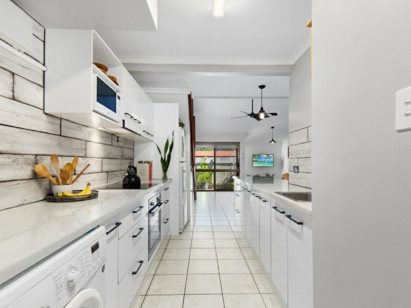 6/24 Jensen Street, Manoora QLD 4870