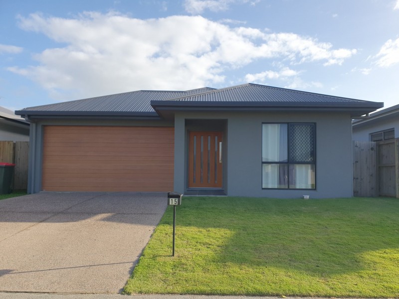 15 Master Circuit, Trinity Beach QLD 4879