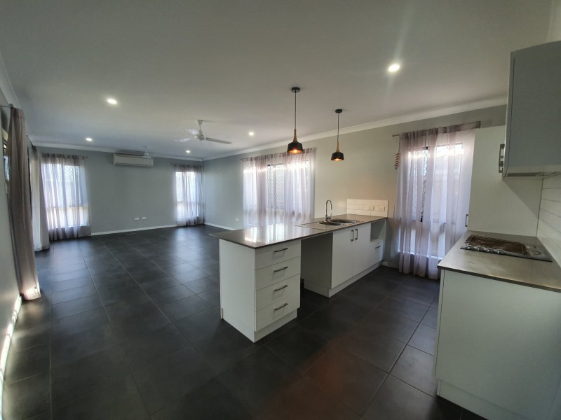 15 Master Circuit, Trinity Beach QLD 4879