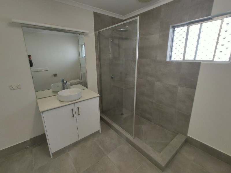 1/213 McLeod Street, Cairns North QLD 4870