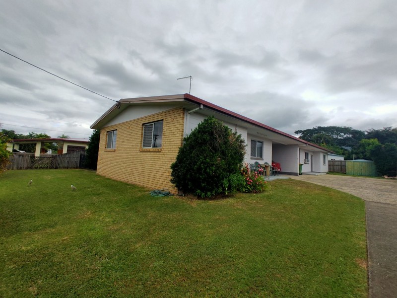 2/16 Mintaro Crescent, Woree QLD 4868