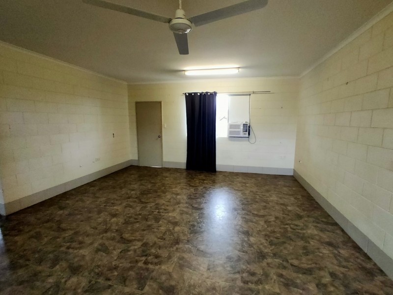 2/16 Mintaro Crescent, Woree QLD 4868