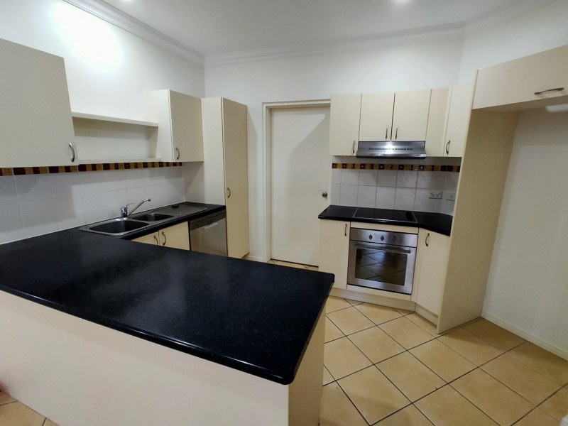 32 Shamrock Avenue, Brinsmead QLD 4870