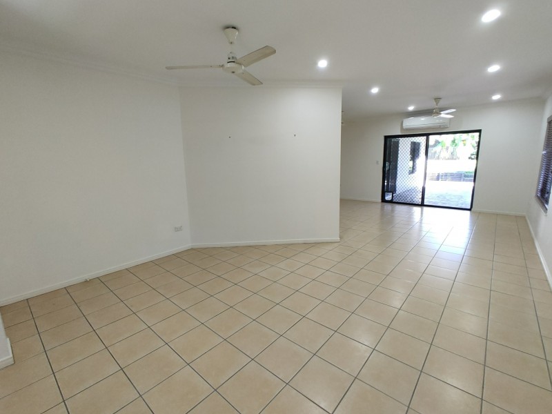 32 Shamrock Avenue, Brinsmead QLD 4870