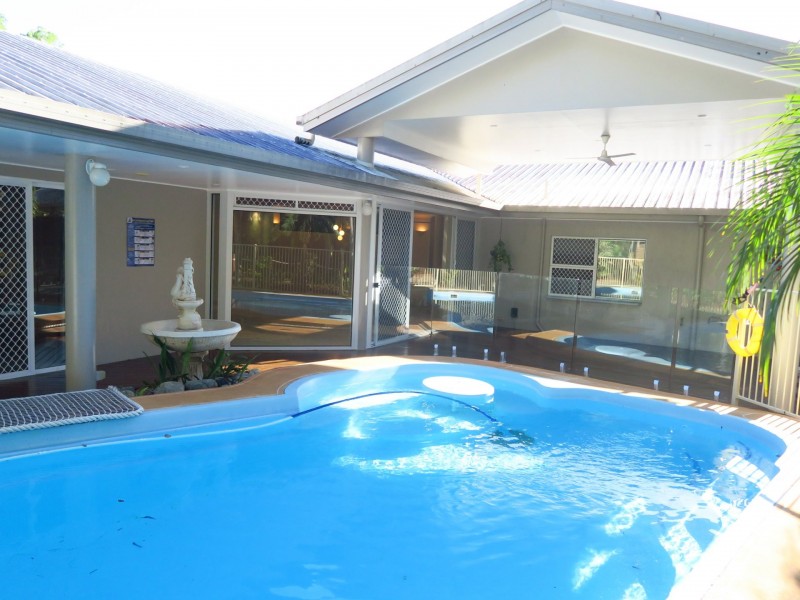 9 Heron Close, Kewarra Beach QLD 4879