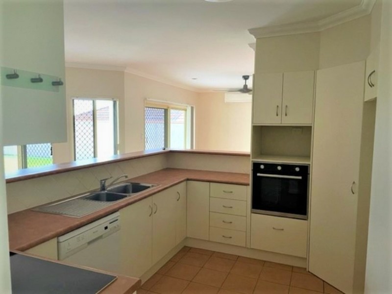 35 Taringa Street, Brinsmead QLD 4870