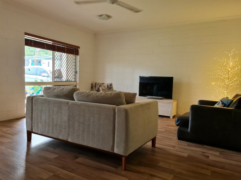 37 Ebony Street, Redlynch QLD 4870