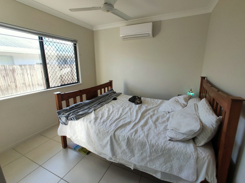 33 Hodkinson Street, Redlynch QLD 4870