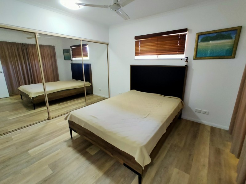 409/2 Greenslopes Street, Cairns North QLD 4870