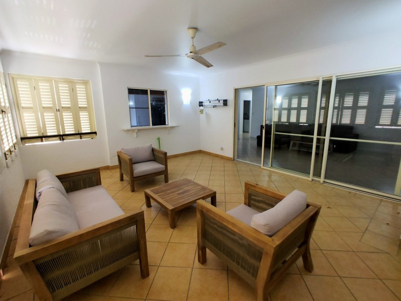 409/2 Greenslopes Street, Cairns North QLD 4870