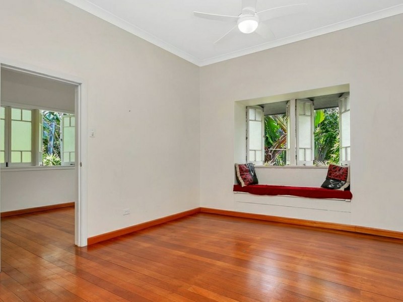 517 McCormack Street, Edge Hill QLD 4870