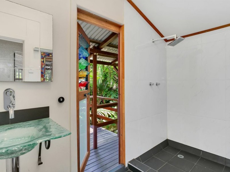 517 McCormack Street, Edge Hill QLD 4870