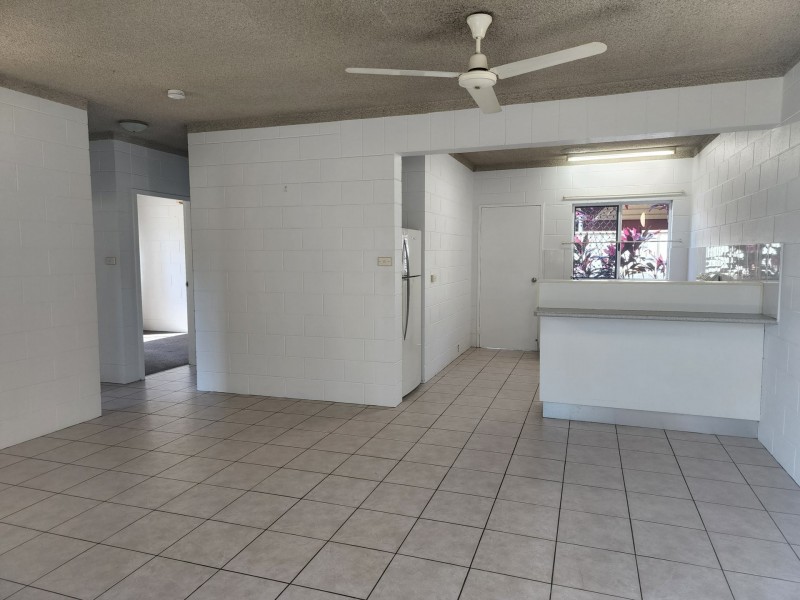 1/37 Winkworth Street, Westcourt QLD 4870