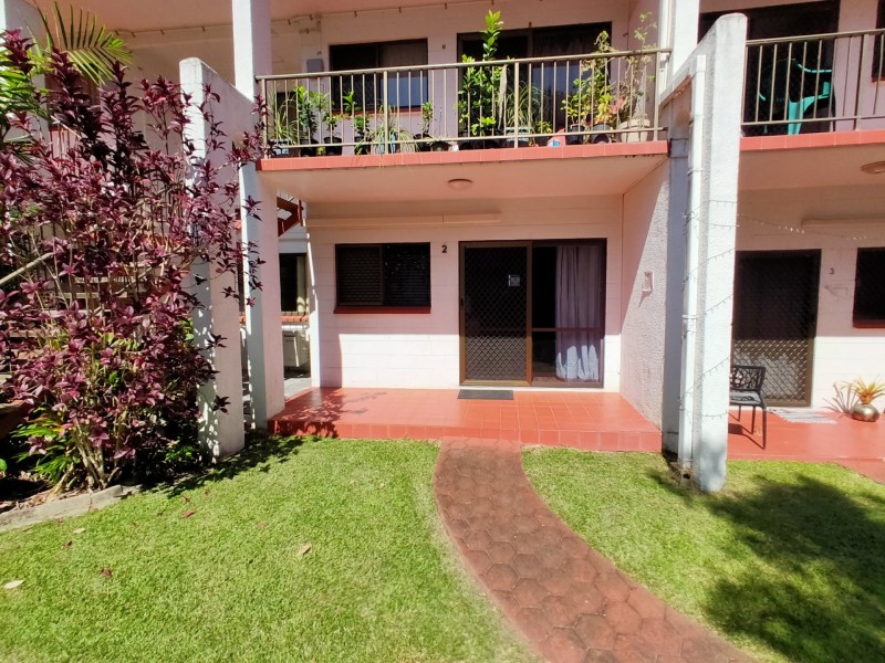 2/3 Crathern Close, Edge Hill QLD 4870