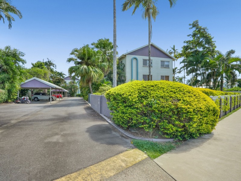 15/40 Old Smithfield Road, Freshwater QLD 4870