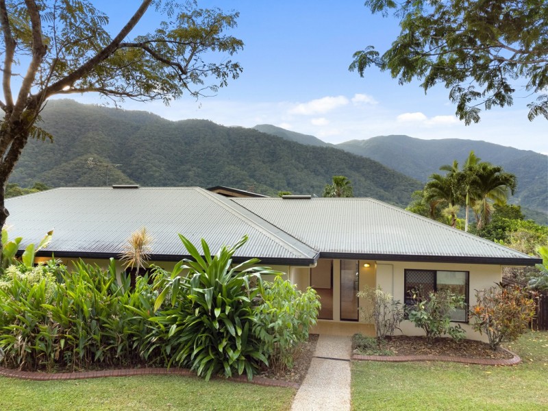 52 Fairley Street, Redlynch QLD 4870
