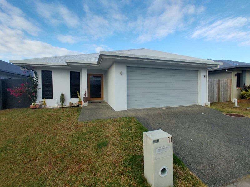 11 Cardross Link, Smithfield QLD 4878