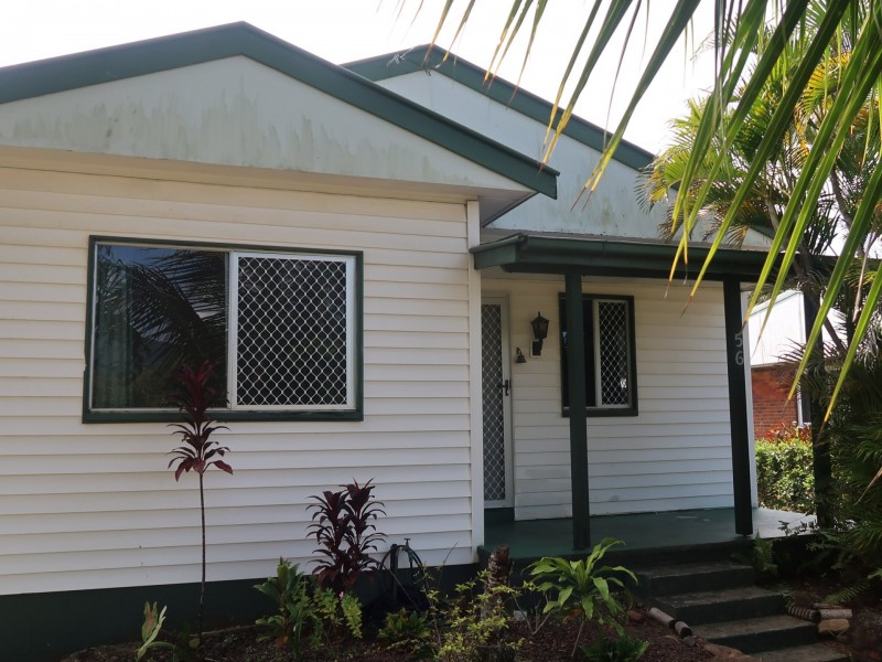 56 Tills Street, Westcourt QLD 4870