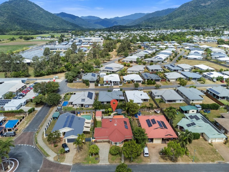 3 Village Terrace, Redlynch QLD 4870