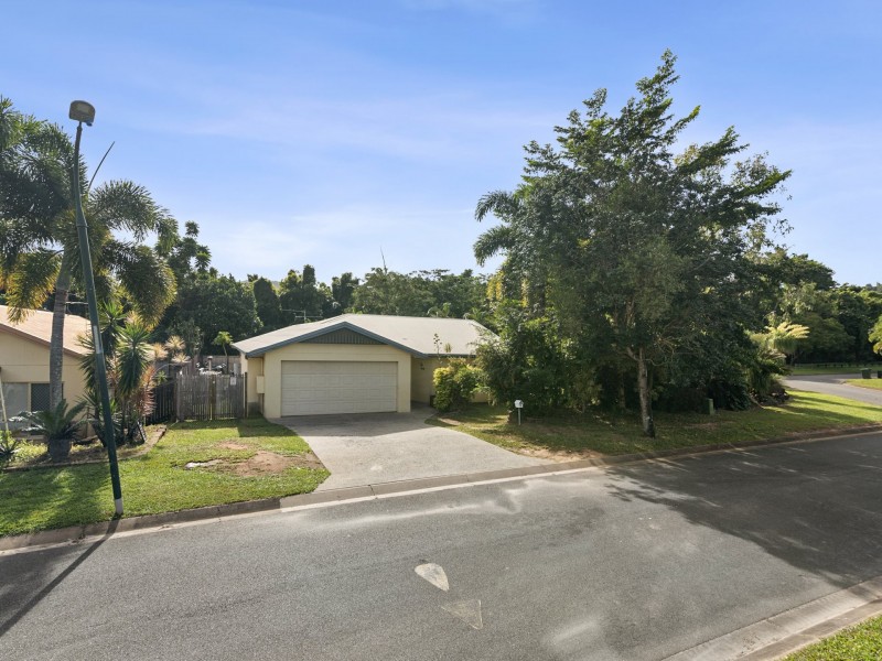 13 Shamrock Avenue, Brinsmead QLD 4870