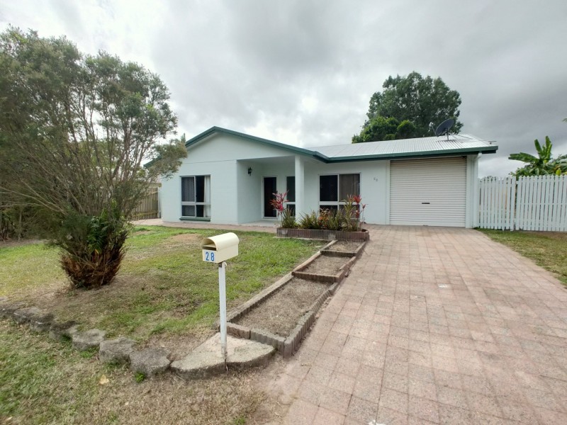 28 Leeuwin Crescent, Bentley Park QLD 4869